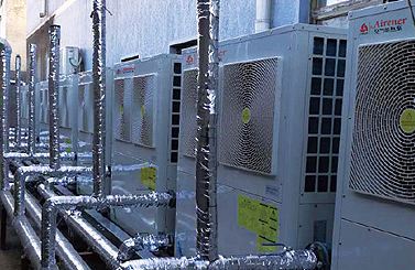 北京市昌平區(qū)、朝陽(yáng)區(qū)（2016年），順義區(qū)、平谷區(qū)（2016年、2017年），2018年石家莊無(wú)極縣、保定安國(guó)、邢臺(tái)隆堯縣、任縣、巨鹿等政府“煤改電”空氣源熱泵采暖中標(biāo)工程項(xiàng)目