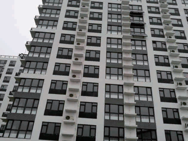 東港區(qū)濱海灣社區(qū)無(wú)水地暖項(xiàng)目